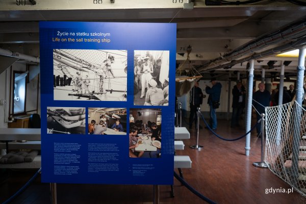 Zobacz wystawę „Od kandydata do komendanta. Załoga Daru Pomorza”